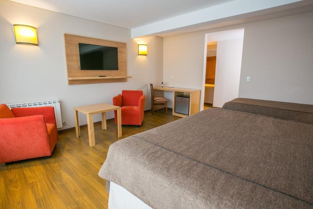 Hotel Ayres Del Nahuel San Carlos de Bariloche Bagian luar foto